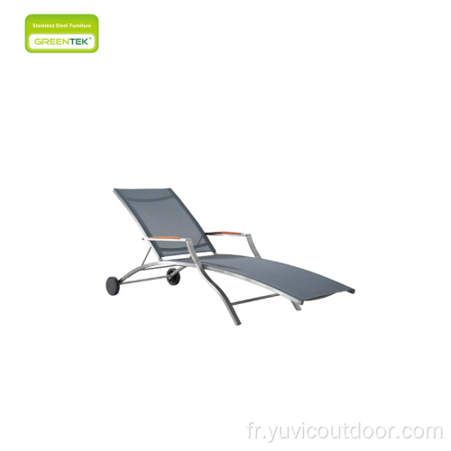 Dossier ajustable avec une structure de chaise longue confortable